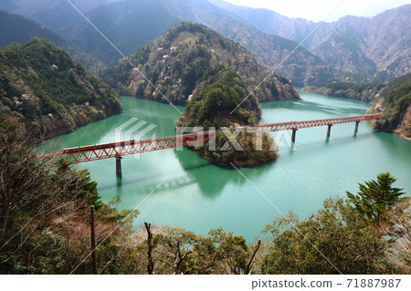 南部阿爾卑斯Apto線經過奧大井湖站 南部阿爾卑斯Apto線經過奧大井湖站 71887987