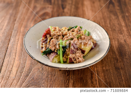 薩摩土豆和Komatsuna雞肉soboro速食 71889884