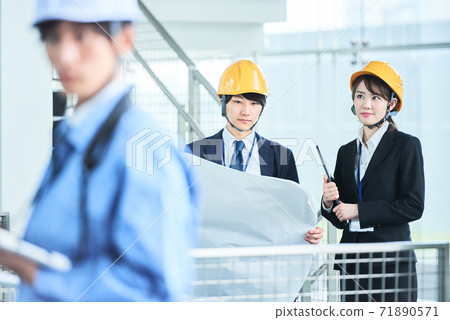 Worker image Worker image 71890571