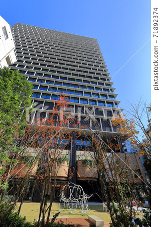 Near the intersection in front of the Kanda Police Station in Tokyo Near the intersection in front of the Kanda Police Station in Tokyo 71892374