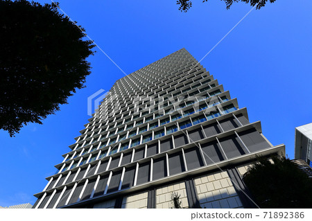 Near the intersection in front of the Kanda Police Station in Tokyo Near the intersection in front of the Kanda Police Station in Tokyo 71892386