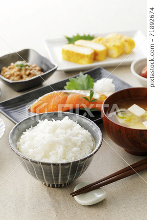 日式早餐形象(日本料理) 日式早餐形象(日本料理) 71892674
