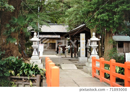 坐落在福岡市西區室見河上的橋本八man宮 坐落在福岡市西區室見河上的橋本八man宮 71893008