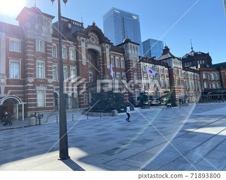 安靜的東京站 安靜的東京站 71893800