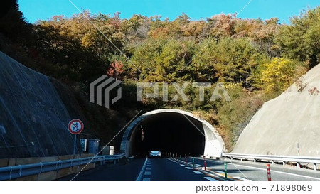 隧道入口 隧道入口 71898069