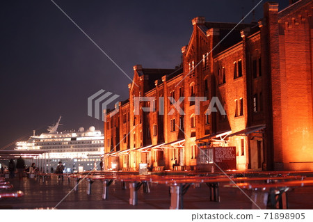 Yokohama Minato Mirai Night View Red Brick Warehouse 71898905