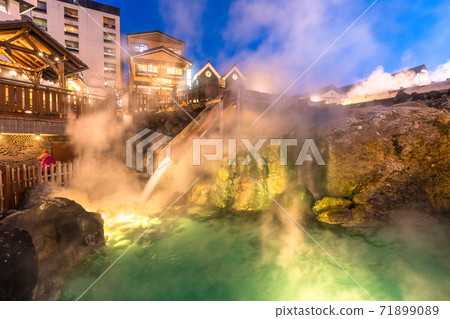 《Gunma Prefecture》 Kusatsu Onsen/Yubatake 71899089