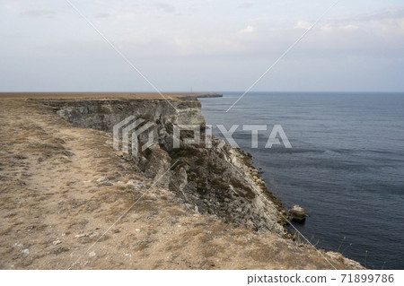 Dzhangulskoe landslide coast nature reserve in the morning in the Republic of Crimea, Russia. September 27, 2020 Dzhangulskoe landslide coast nature reserve in the morning in the Republic of Crimea, Russia. September 27, 2020 71899786