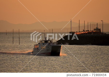 Omuta City Miike Port Twilight entry high-speed boat, Omuta City Miike Port Twilight entry high-speed boat, 71900434