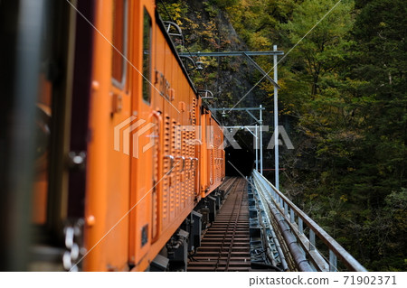 卡車火車 71902371