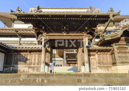 成田山新城寺大門 成田山新城寺大門 71903182
