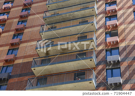 Multi-storey building under construction (new residential complex). Construction site upon renovation program in Cheryomushki district, Moscow, Russia Multi-storey building under construction (new residential complex). Construction site upon renovation program in Cheryomushki district, Moscow, Russia 71904447