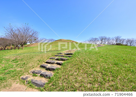 圓山塚 大圓形墳墓 裝飾性墳墓 八女墳墓群 國家古蹟 福岡縣八女市 照片素材 圖片 圖庫