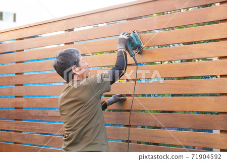 木匠做籬笆 71904592