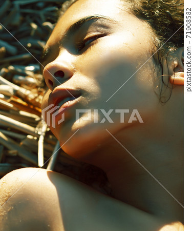 young pretty african curly girl on sunset on beach looking, lifestyle people concept 71908582