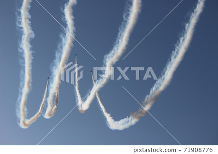 Follow-up of Blue Impulse formation 71908776