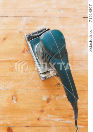 wooden floor sanding with flat sander tool wooden floor sanding with flat sander tool 71914807