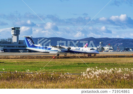 Airport scenery Taxiing airplane Natori City, Miyagi Prefecture Airport scenery Taxiing airplane Natori City, Miyagi Prefecture 71914861