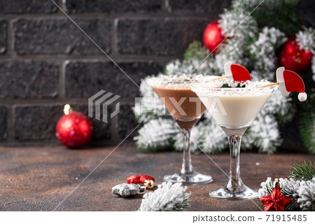 Christmas chocolate snowflake martini cocktail Christmas chocolate snowflake martini cocktail 71915485