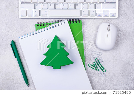 Christmas gift in office workplace 71915490