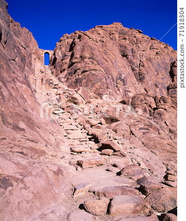 Gate of Confession of Mount Sinai 71918304