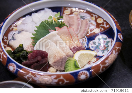 Whale sashimi, whale meat, whale, whale, twitter, 100 Hiro, whale bacon, red meat, undulations, red meat skin Whale sashimi, whale meat, whale, whale, twitter, 100 Hiro, whale bacon, red meat, undulations, red meat skin 71919611