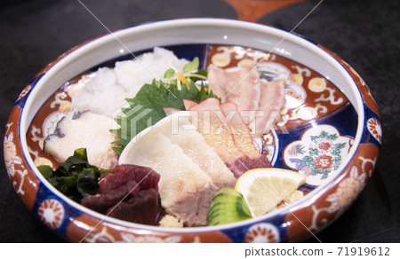 Whale sashimi, whale meat, whale, whale, twitter, 100 Hiro, whale bacon, red meat, undulations, red meat skin 71919612