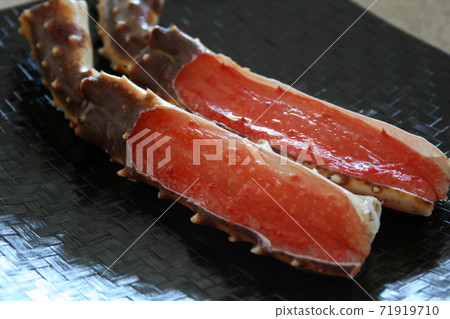 Crab Raw King Crab Shabu-Shabu King Crab Snow Crab Crab Shelling Crab Raw King Crab Shabu-Shabu King Crab Snow Crab Crab Shelling 71919710