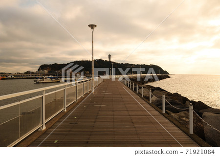Katase fishing port pier Katase fishing port pier 71921084