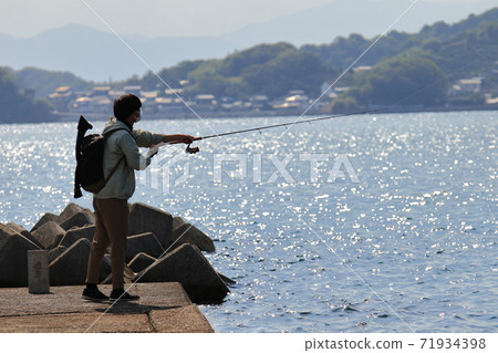 Fisherman 71934398