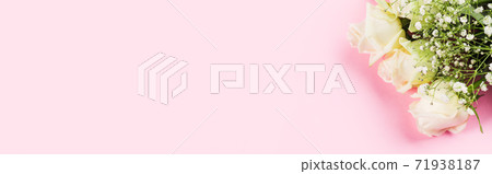 White roses bouquet on pastel pink background White roses bouquet on pastel pink background 71938187