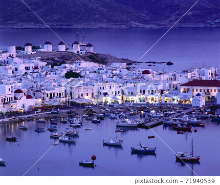 Windmills in Mykonos Town and Kato Miri 71940539