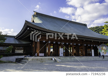 Kashihara Jingu Shrine Outer Hall, Kashihara City, Nara Prefecture 71942236