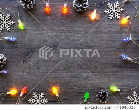 Table with holiday attributes Table with holiday attributes 71946325