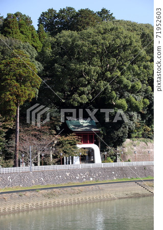 Imari Shrine Tower Gate in Imari City Imari Shrine Tower Gate in Imari City 71952603