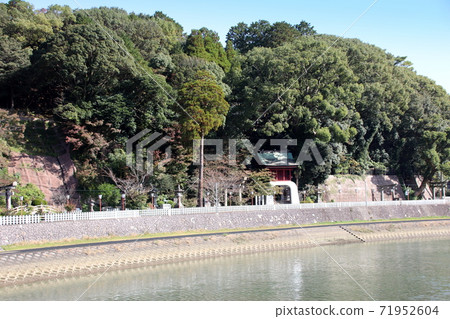 Imari Shrine Tower Gate in Imari City 71952604