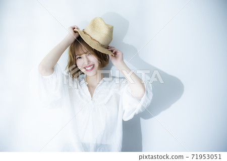 美女形象 71953051