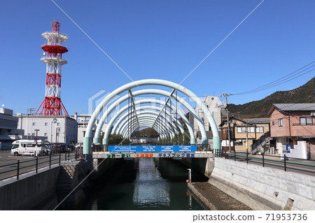 致敬頻道 致敬頻道 71953736