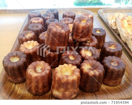 Canule，原產於法國波爾多的西式糖果 71954394