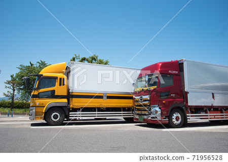 Logistics truck Logistics truck 71956528
