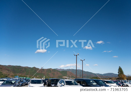 假日索具坡道停車區 71963705