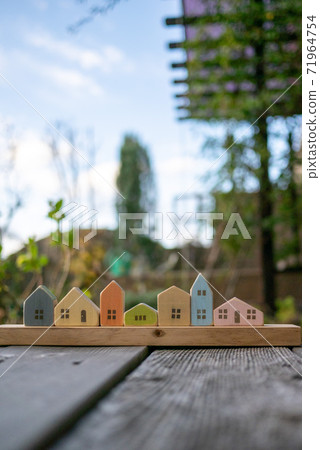 可愛的房子 71964754