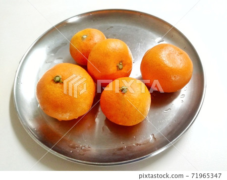 Delicious tangerine 71965347
