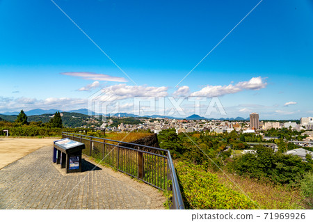 Aoba Castle Ruins and Sendai City in the Blue Sky Aoba Castle Ruins and Sendai City in the Blue Sky 71969926