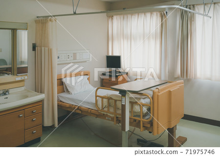 hospital, hospitals, bed 71975746