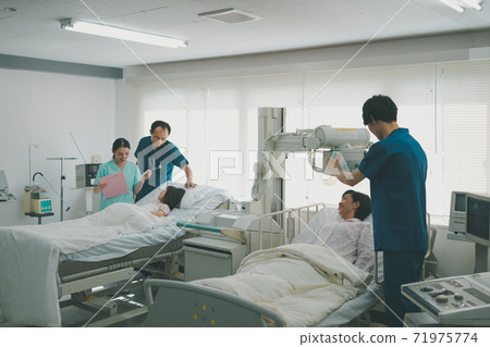 be hospitalized, patient, patients 71975774