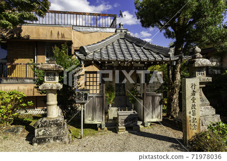 奈良縣吉野郡吉野町吉野金峰山地銅鳥居 奈良縣吉野郡吉野町吉野金峰山地銅鳥居 71978036