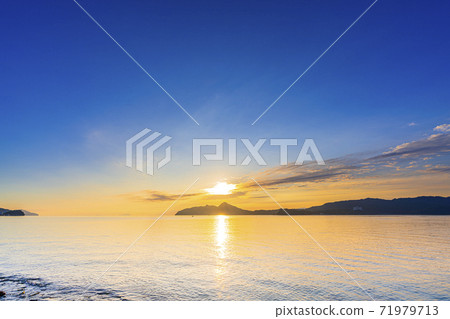 京都清晨宮津灣 京都清晨宮津灣 71979713