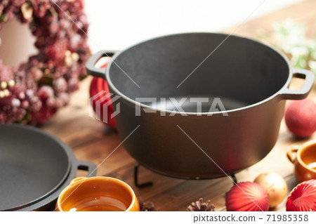 荷蘭烤箱 71985358