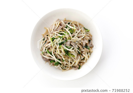 炒豆芽和豬肉 炒豆芽和豬肉 71988252